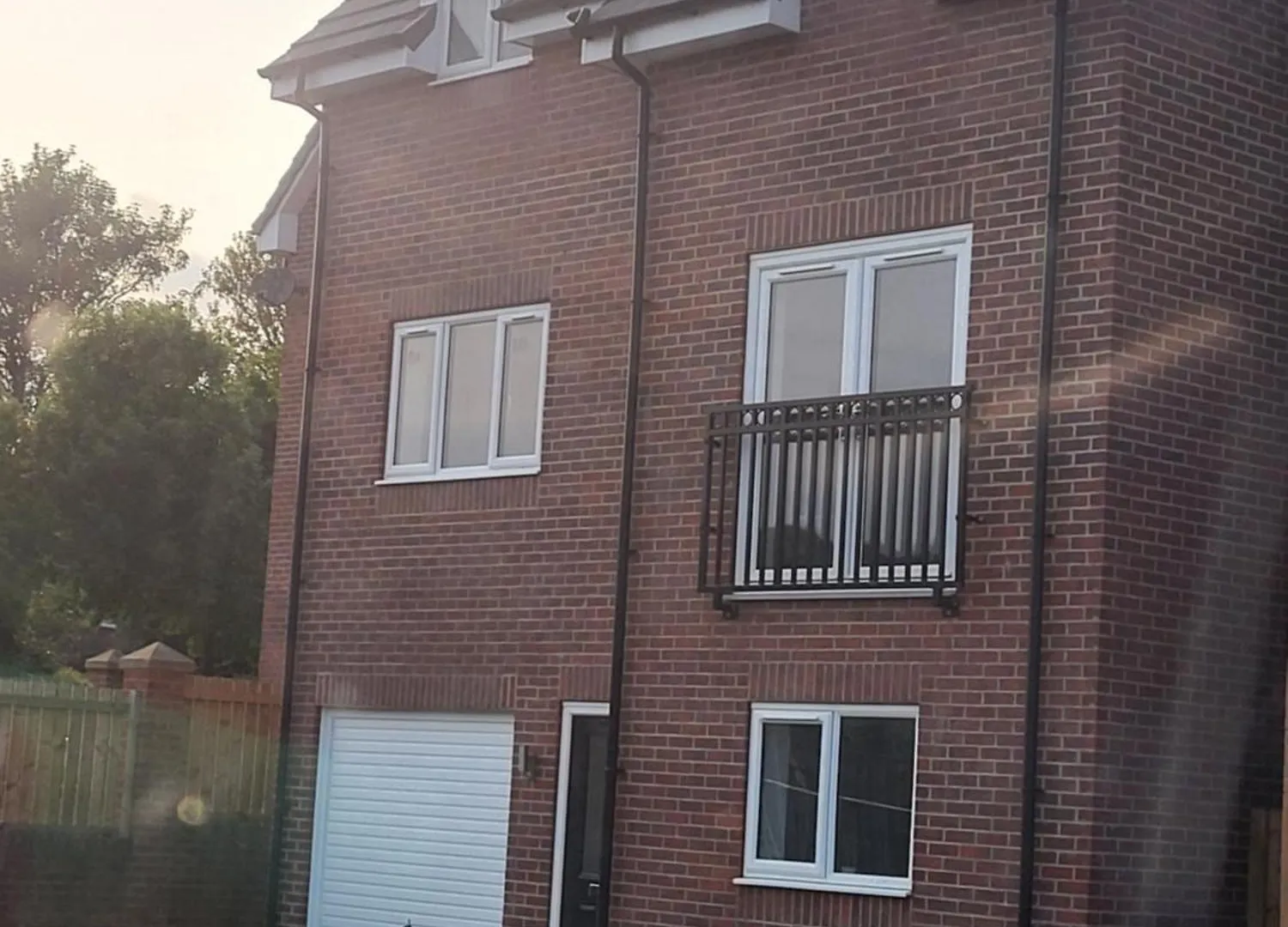 Stylish 3-Bed Home With Parking & Garden New Rotherham Development Regno Unito