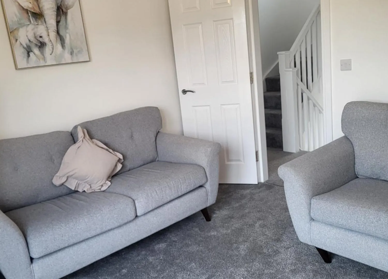 Casa vacanze Stylish 3-Bed Home With Parking & Garden New Rotherham Development
