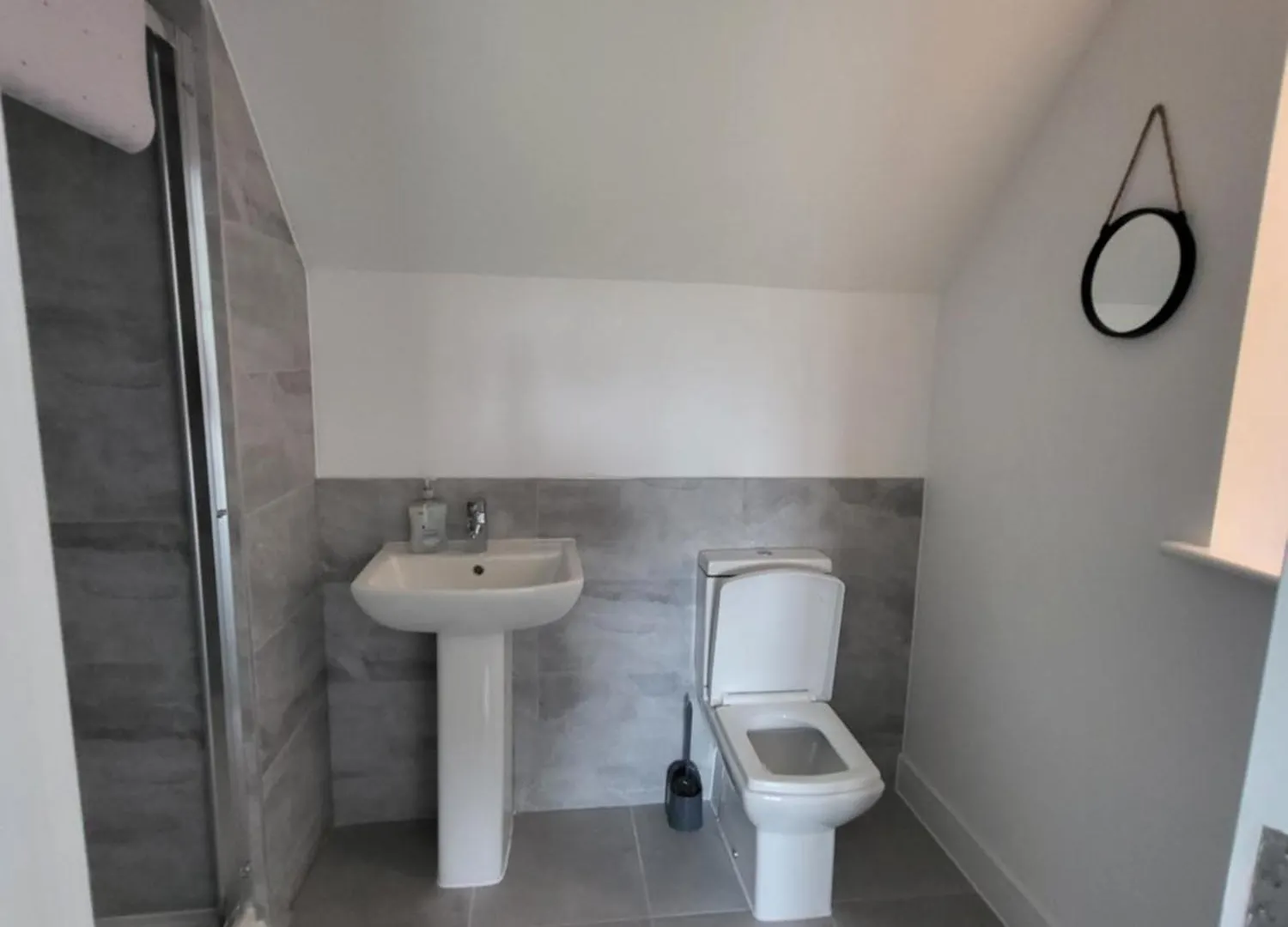 Casa vacanze Stylish 3-Bed Home With Parking & Garden New Rotherham Development Regno Unito